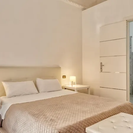 לינה וארוחת בוקר Sicilian 4*